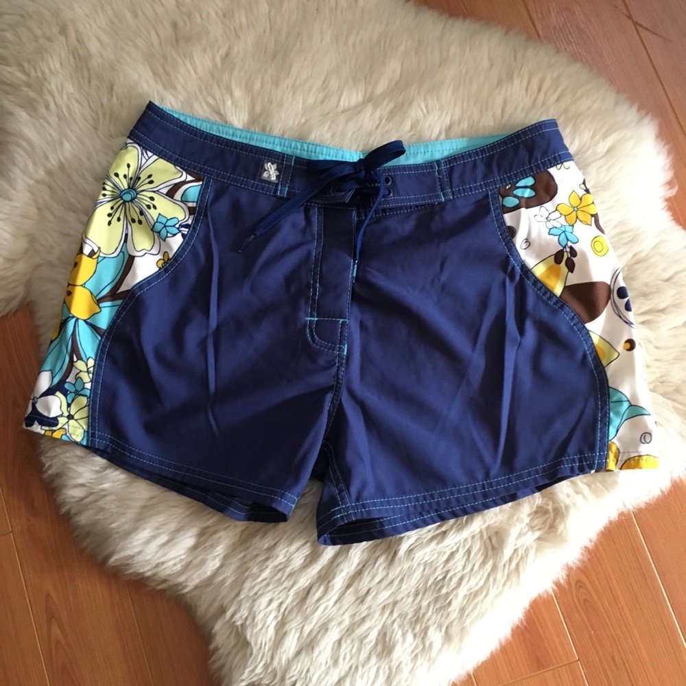 Women’s Board Shorts